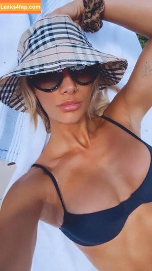 Carmella photo #0057