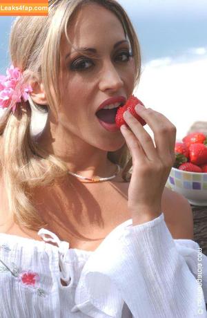 Carmen Garcia photo #2295