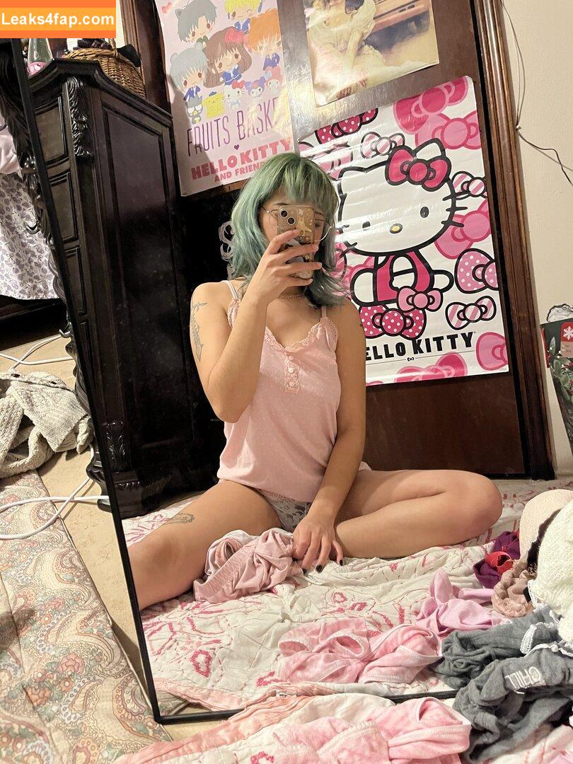 carmennl0ve / carmenloveeex / carmennlove / safelovely leaked photo photo #0163