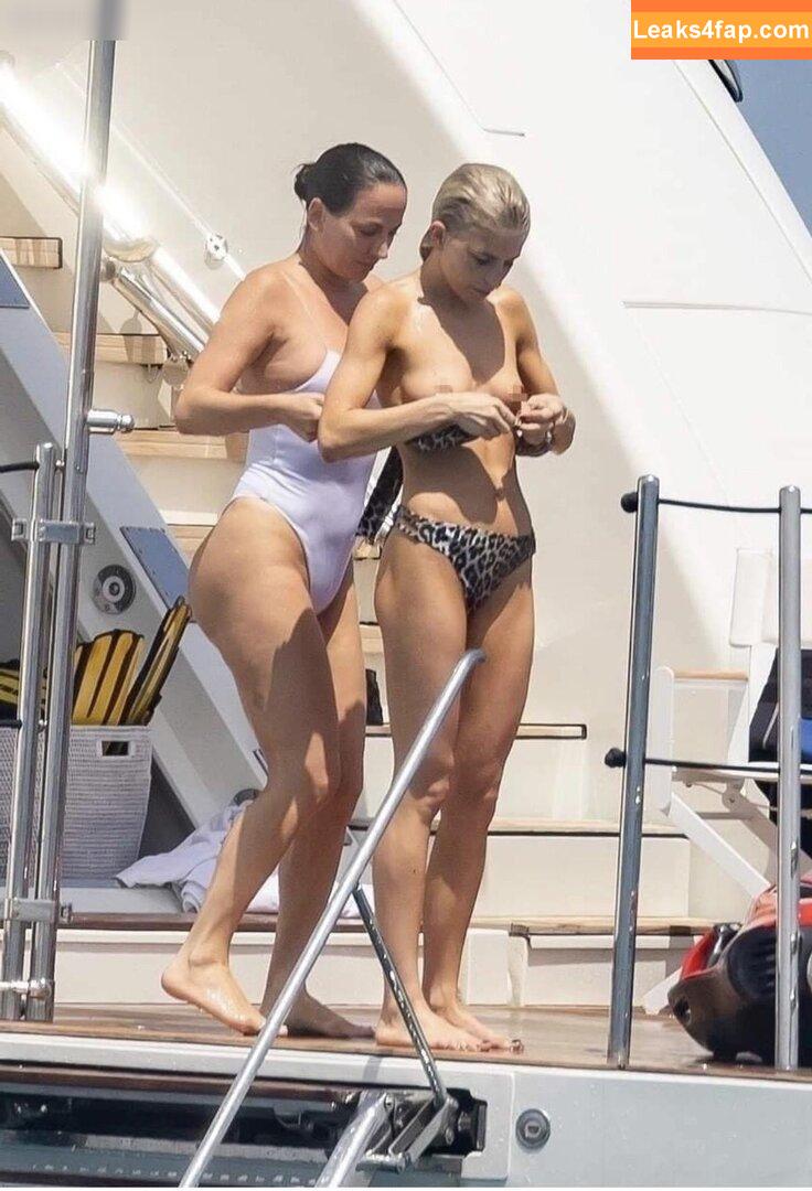 Caro Daur / carodaur leaked photo photo #0140
