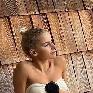 Caro Daur photo #0002