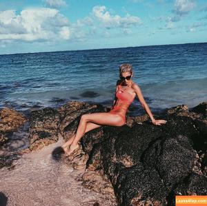 Caro Daur photo #0126