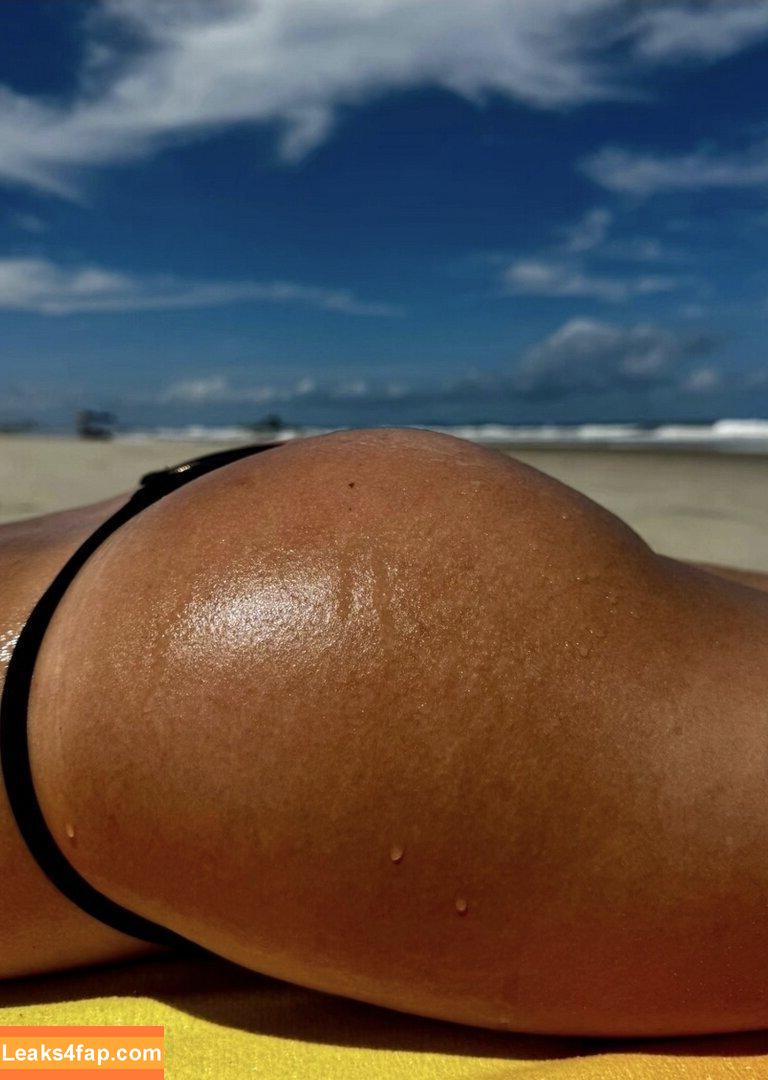 Carol Navarro / carolnavarro leaked photo photo #0001