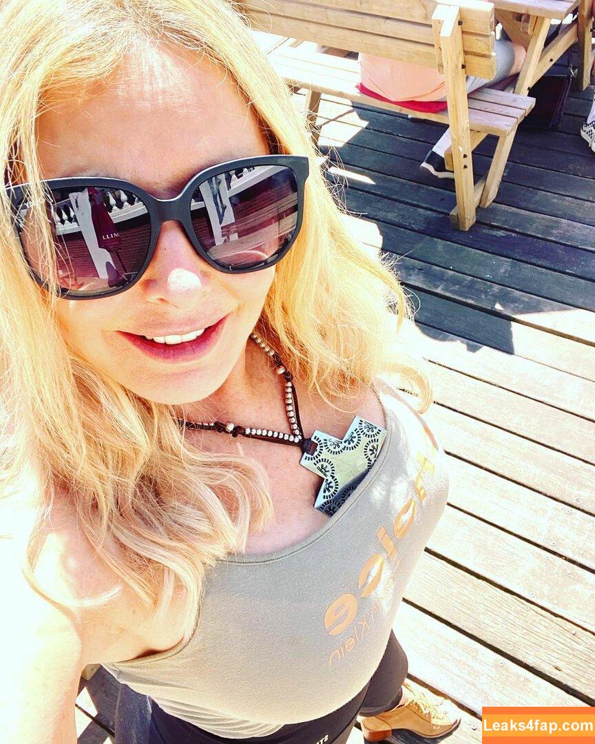 Carol Vorderman / carolvorders leaked photo photo #0046