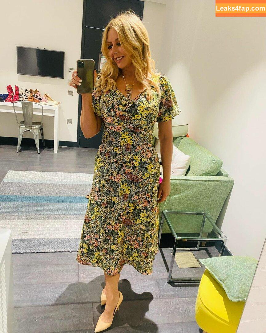Carol Vorderman / carolvorders leaked photo photo #0050