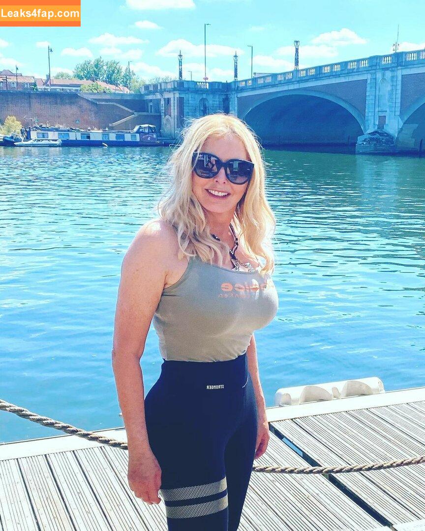 Carol Vorderman / carolvorders leaked photo photo #0052