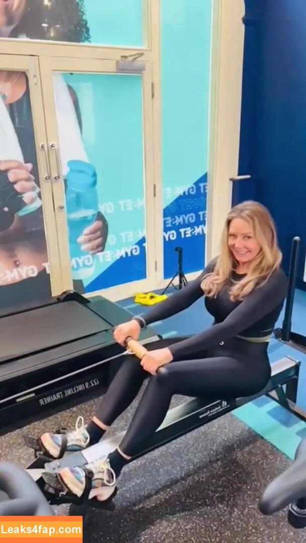 Carol Vorderman / carolvorders leaked photo photo #0141