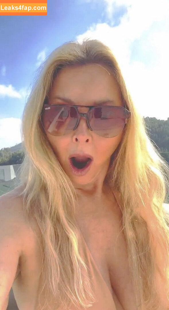 Carol Vorderman / carolvorders leaked photo photo #0208