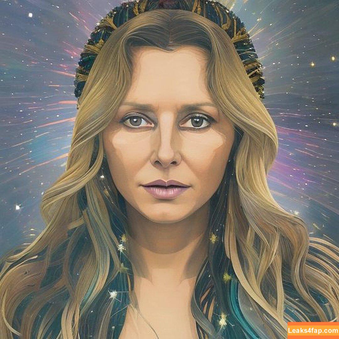 Carol Vorderman / carolvorders leaked photo photo #0258