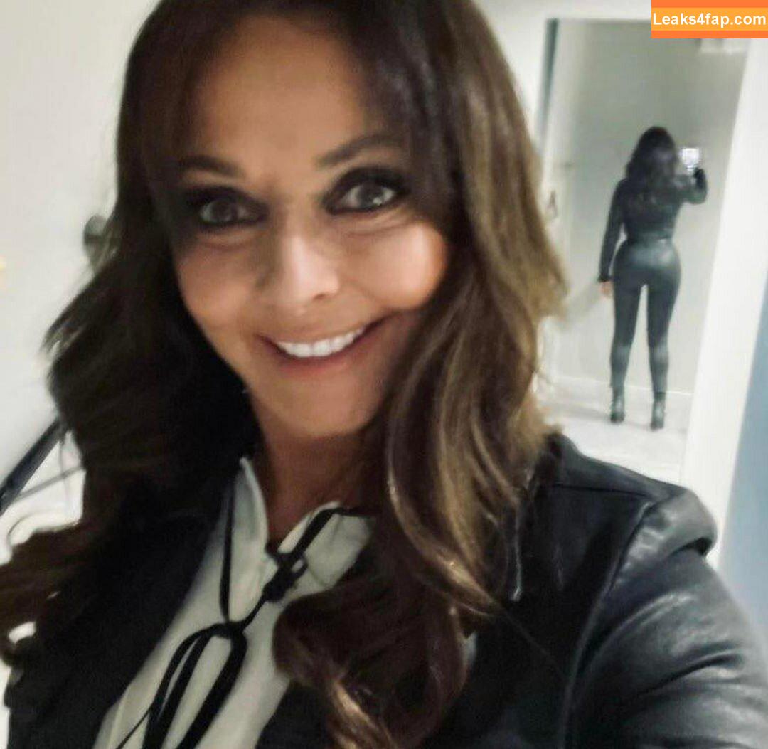 Carol Vorderman / carolvorders leaked photo photo #0272
