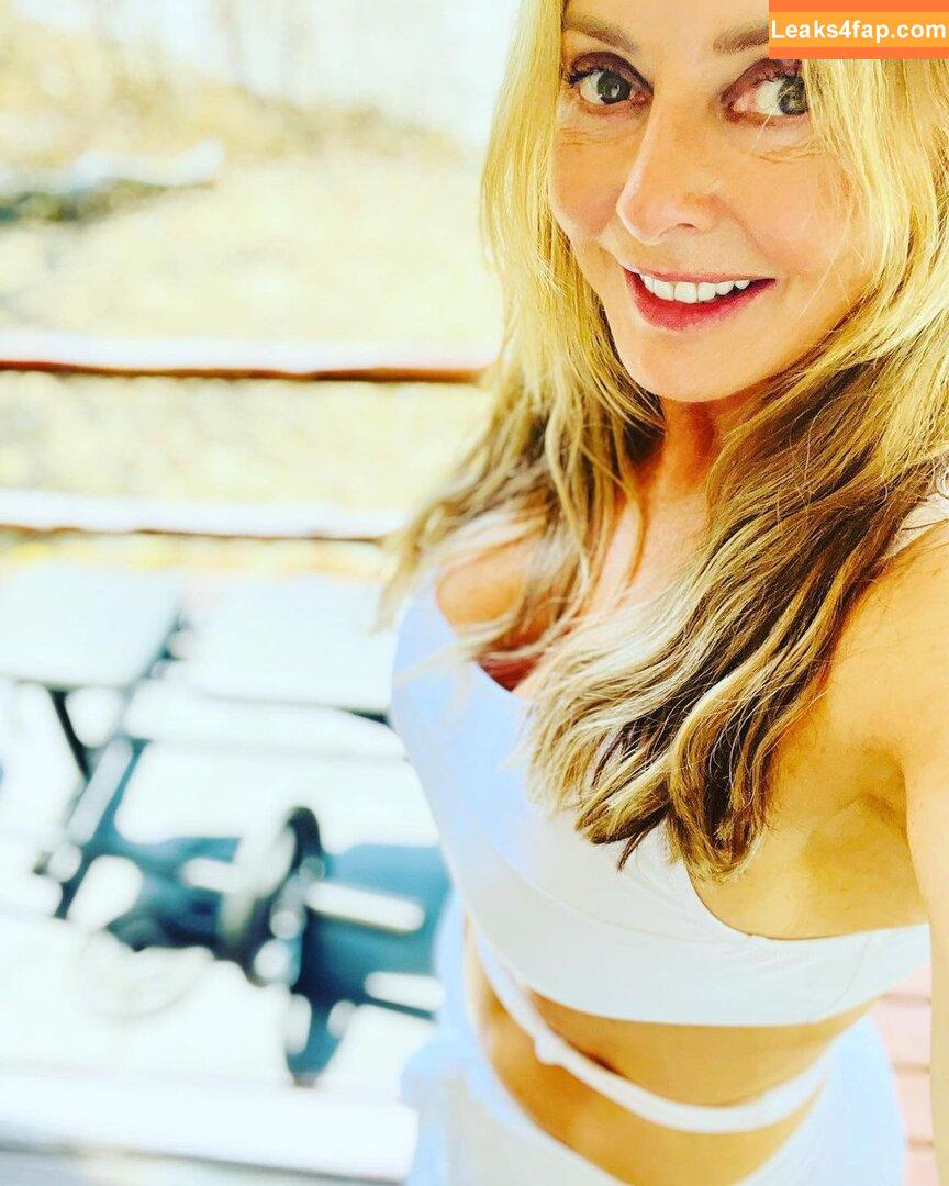 Carol Vorderman / carolvorders leaked photo photo #0383