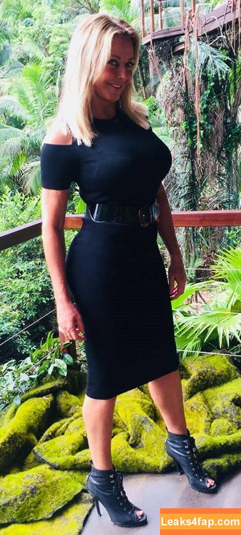 Carol Vorderman / carolvorders leaked photo photo #0418