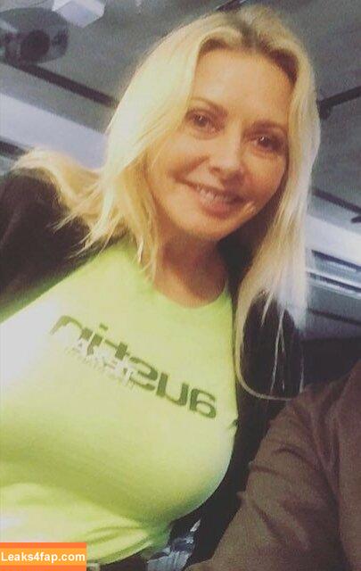 Carol Vorderman / carolvorders leaked photo photo #0421