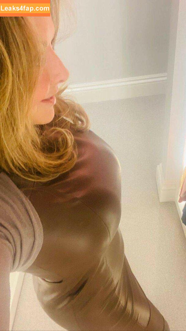 Carol Vorderman / carolvorders leaked photo photo #0481