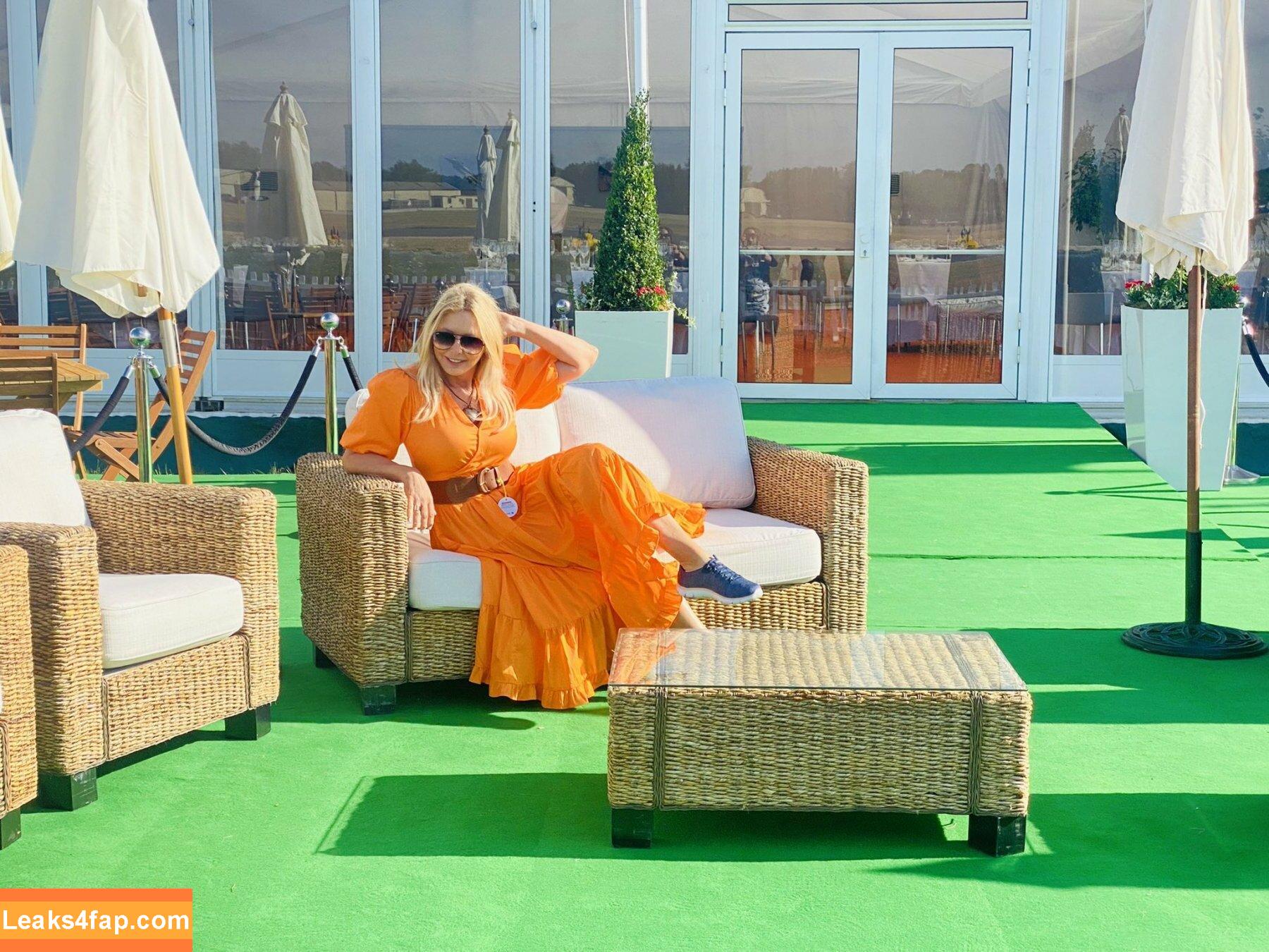 Carol Vorderman / carolvorders leaked photo photo #0566