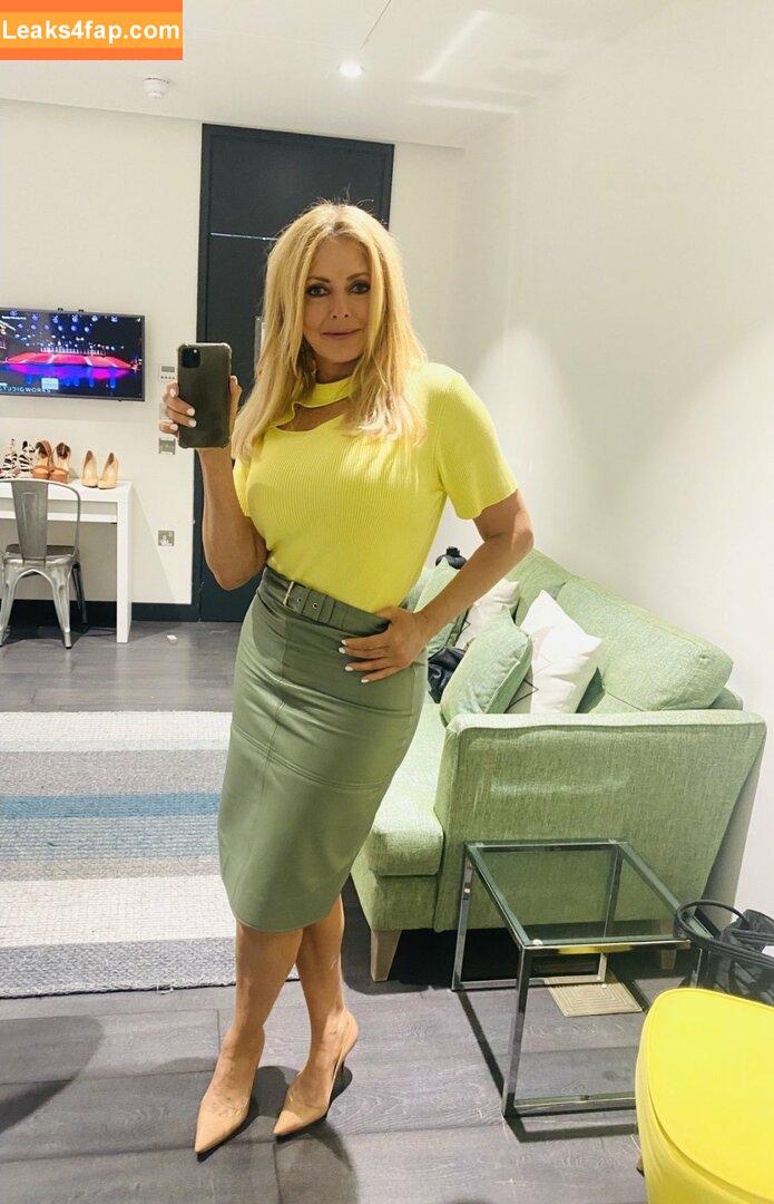 Carol Vorderman / carolvorders слитое фото фото #0567