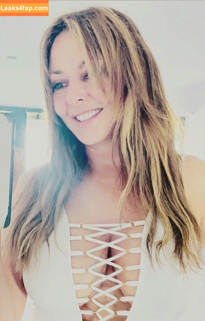 Carol Vorderman / carolvorders leaked photo photo #0611
