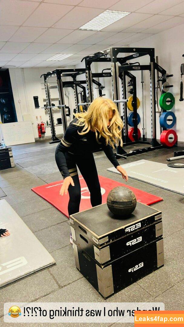 Carol Vorderman / carolvorders leaked photo photo #0739