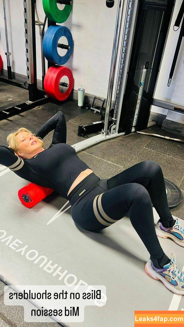 Carol Vorderman / carolvorders leaked photo photo #0741