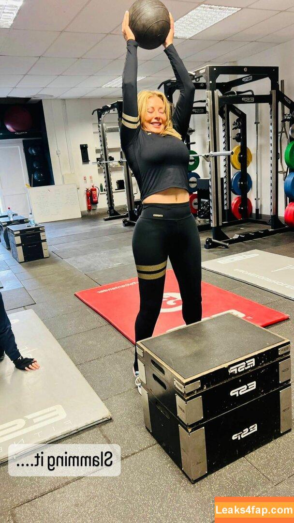 Carol Vorderman / carolvorders leaked photo photo #0746