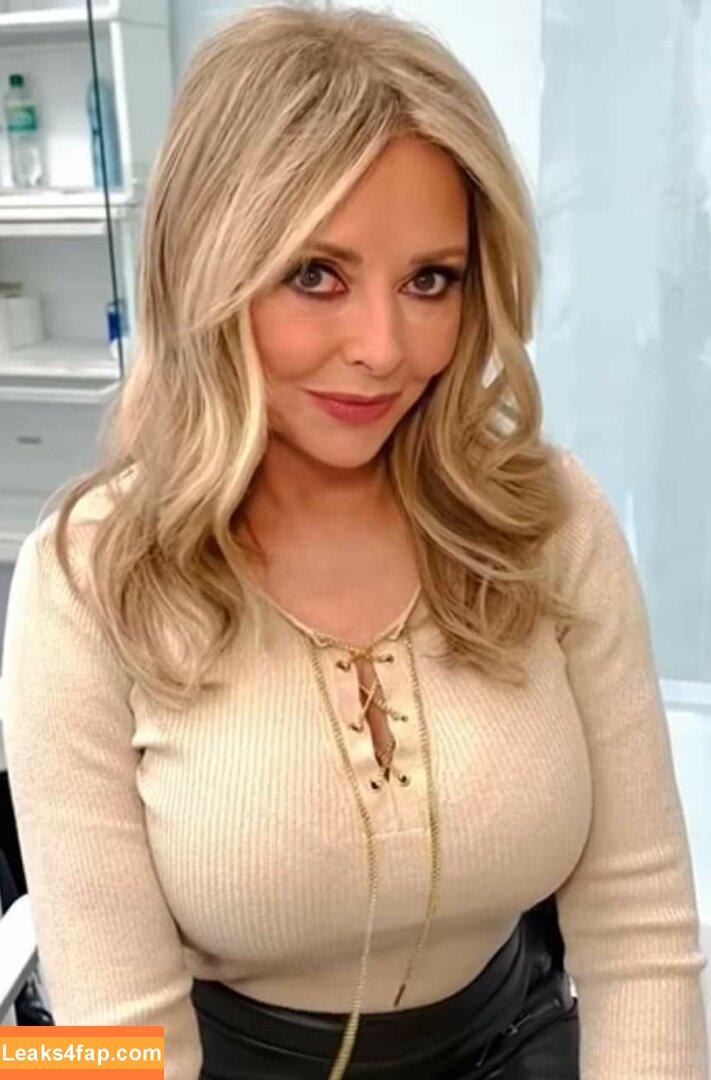 Carol Vorderman / carolvorders leaked photo photo #0887