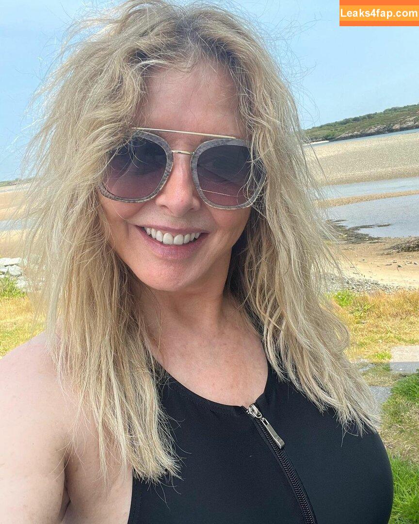Carol Vorderman / carolvorders leaked photo photo #0906