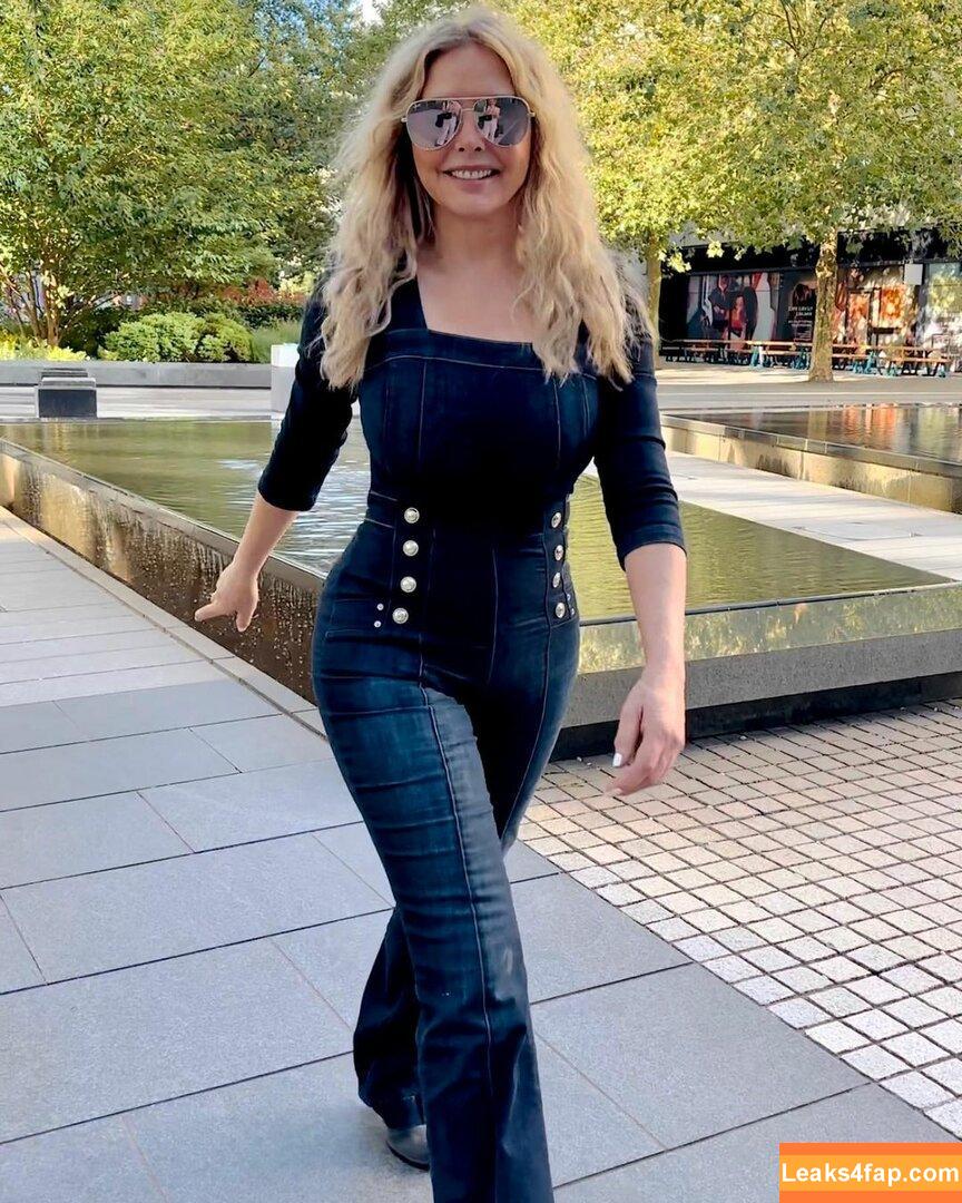Carol Vorderman / carolvorders leaked photo photo #0961