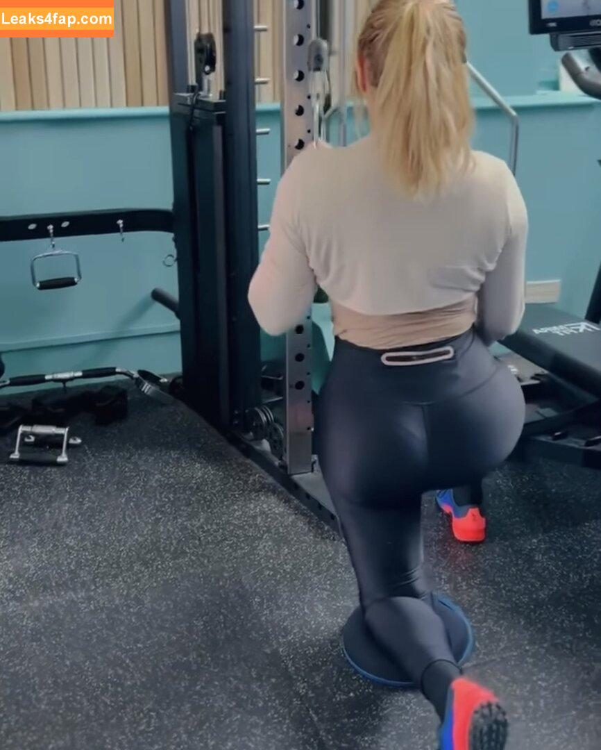 Carol Vorderman / carolvorders leaked photo photo #0986