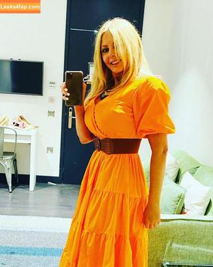 Carol Vorderman photo #0065