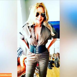 Carol Vorderman photo #0093