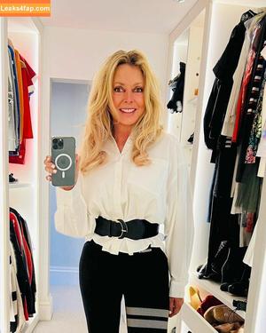 Carol Vorderman photo #0109