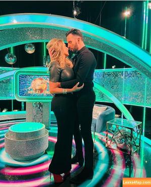 Carol Vorderman photo #0177