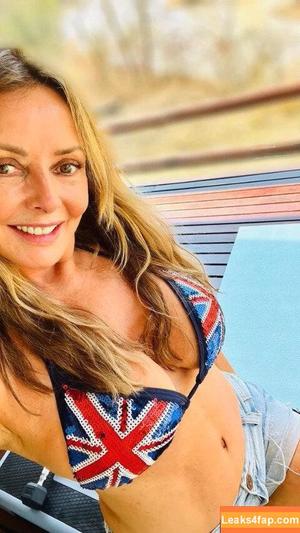 Carol Vorderman photo #0353
