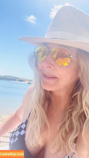 Carol Vorderman photo #0386