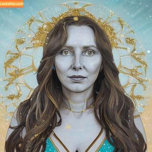 Carol Vorderman photo #0401