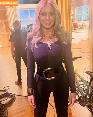 Carol Vorderman photo #0510