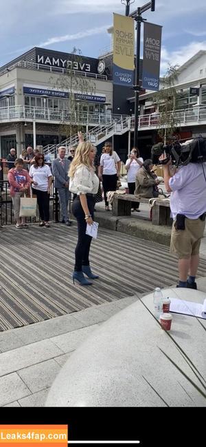 Carol Vorderman photo #0649