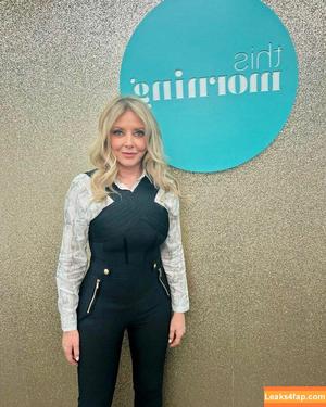 Carol Vorderman photo #0789