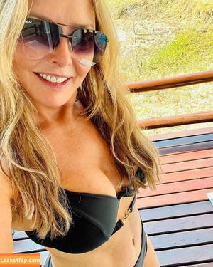 Carol Vorderman photo #0806