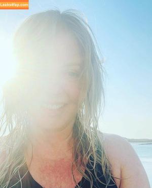 Carol Vorderman photo #0916