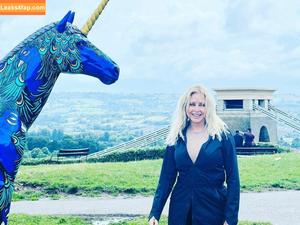 Carol Vorderman photo #0931