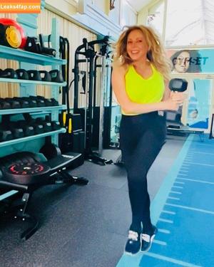 Carol Vorderman photo #0936