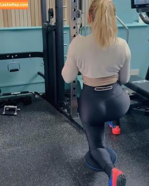 Carol Vorderman photo #0986