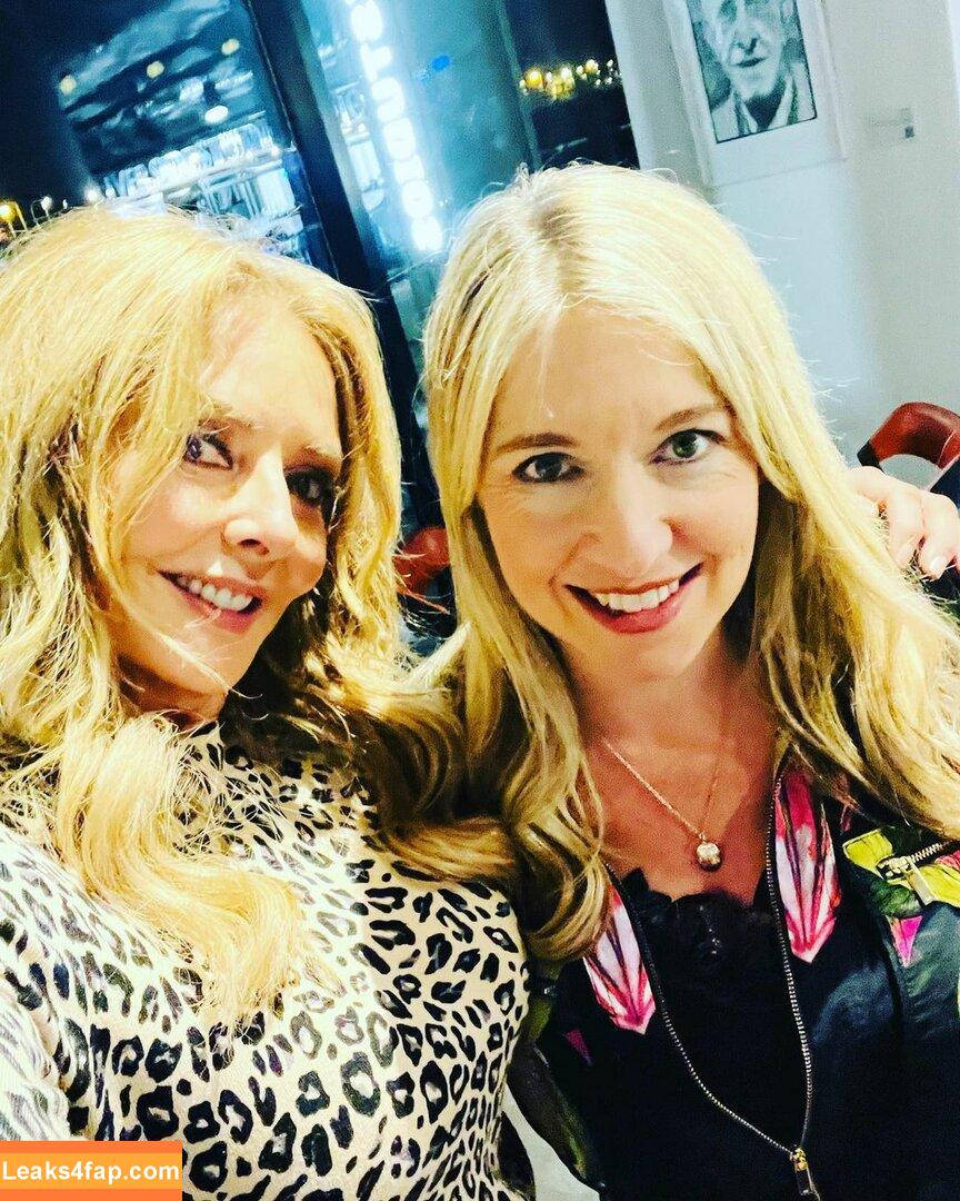 Carol Vorderman / carolvorders leaked photo photo #1035