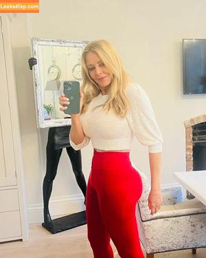 Carol Vorderman photo #1015