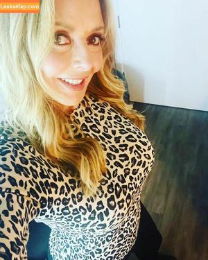 Carol Vorderman photo #1032
