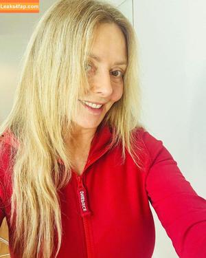 Carol Vorderman photo #1103