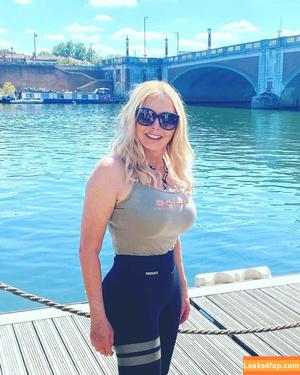 Carol Vorderman photo #1132