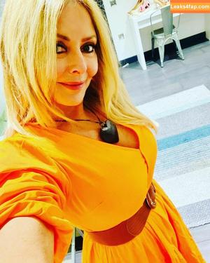Carol Vorderman photo #1134