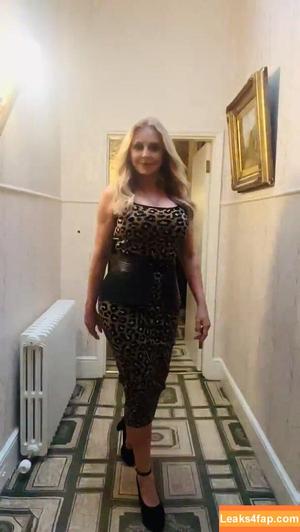 Carol Vorderman photo #1197